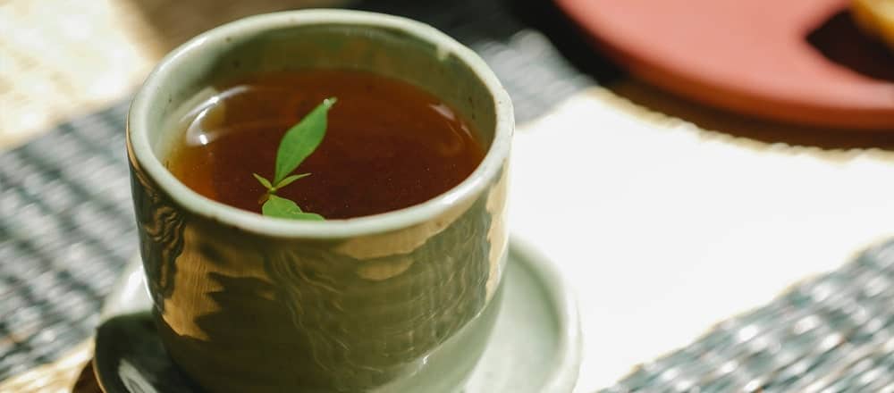 Is Tea Acidic or Alkaline - Find Out Here | Tea-and-Coffee.com